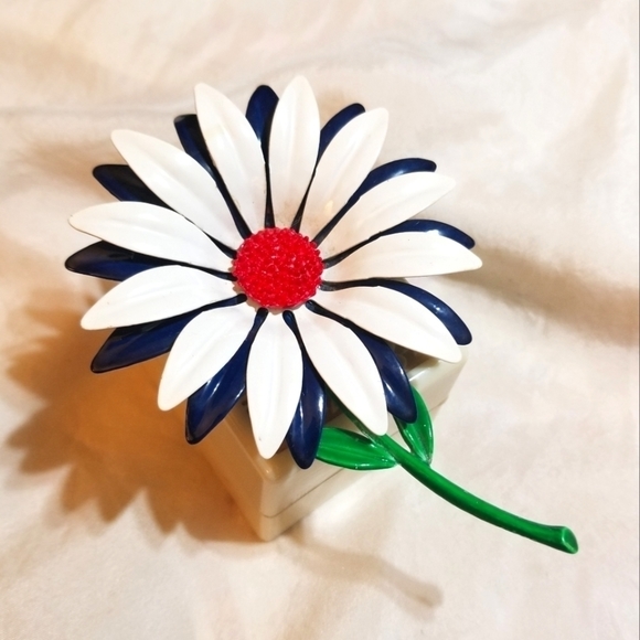 VTG HUGE Enamel Layered Flower Brooch - Picture 2 of 7